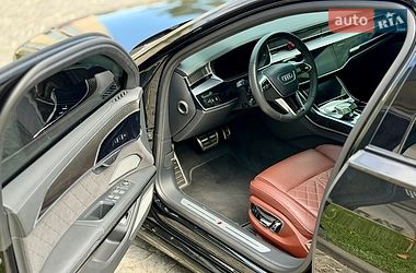 Седан Audi S8 2024 в Львове фото 60 Седан Audi S8 2024 в Львове
