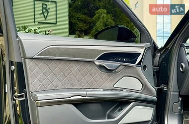 Седан Audi S8 2024 в Львове фото 61 Седан Audi S8 2024 в Львове