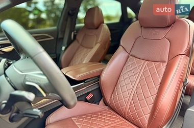 Седан Audi S8 2024 в Львове фото 64 Седан Audi S8 2024 в Львове