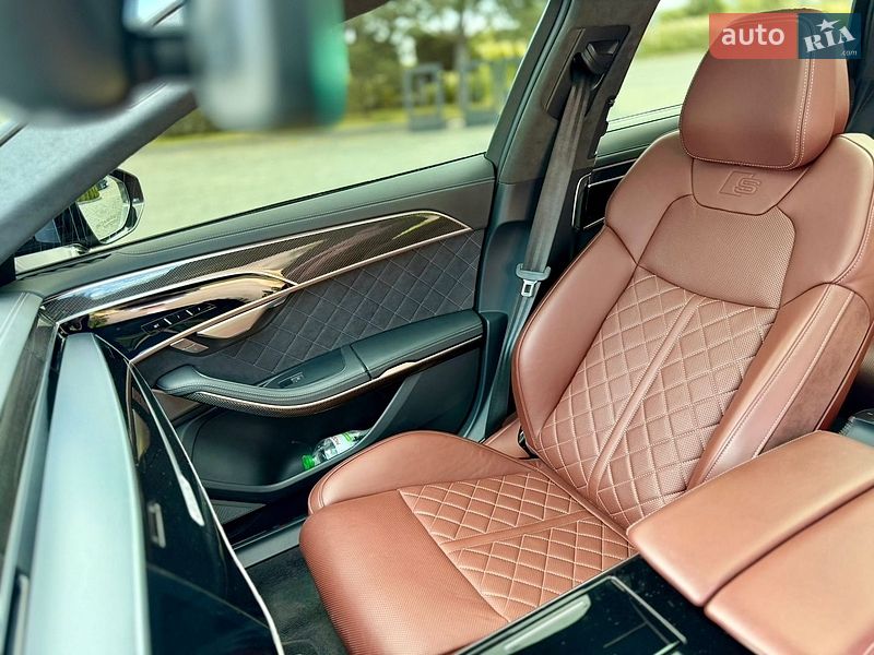 Седан Audi S8 2024 в Львове фото 66 Седан Audi S8 2024 в Львове