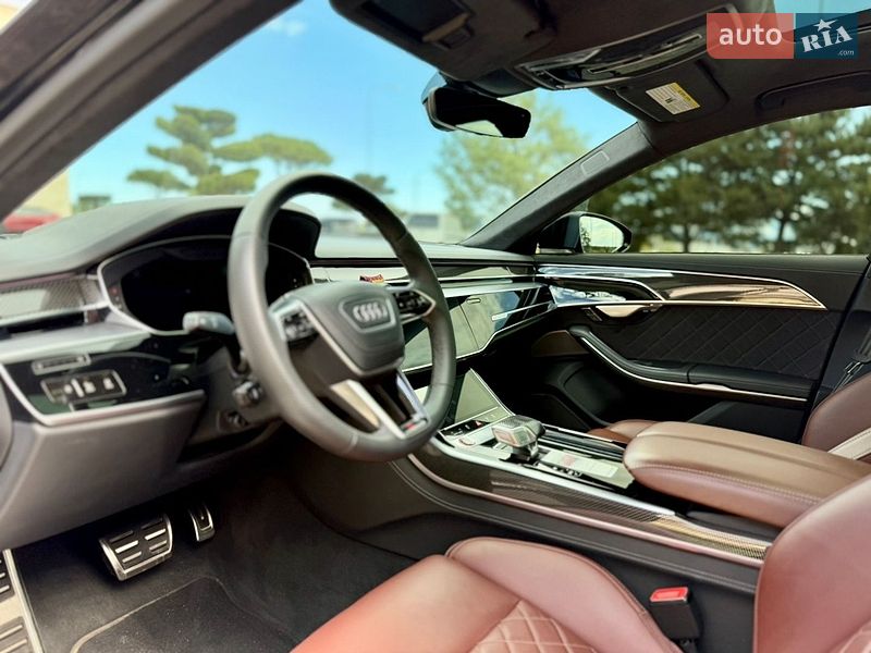 Седан Audi S8 2024 в Львове фото 65 Седан Audi S8 2024 в Львове