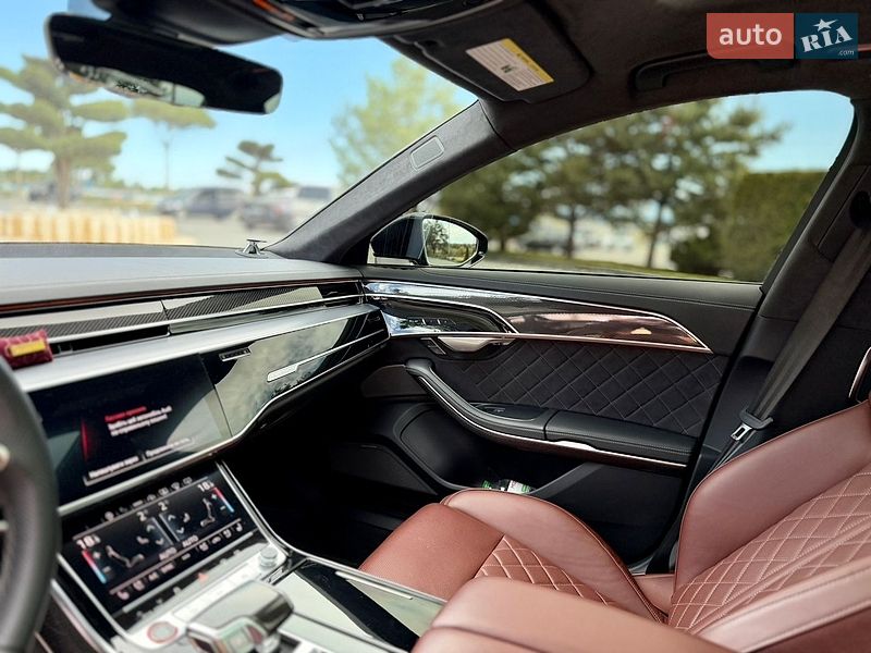 Седан Audi S8 2024 в Львове фото 67 Седан Audi S8 2024 в Львове
