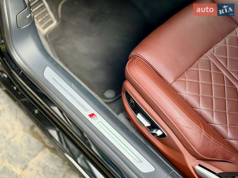 Седан Audi S8 2024 в Львове фото 69 Седан Audi S8 2024 в Львове