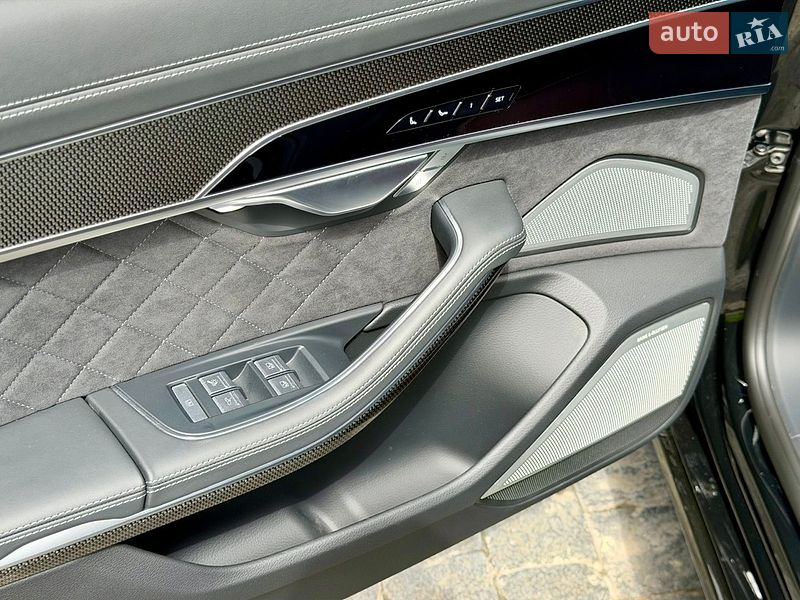 Седан Audi S8 2024 в Львове фото 71 Седан Audi S8 2024 в Львове
