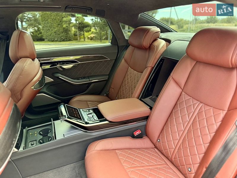 Седан Audi S8 2024 в Львове фото 77 Седан Audi S8 2024 в Львове