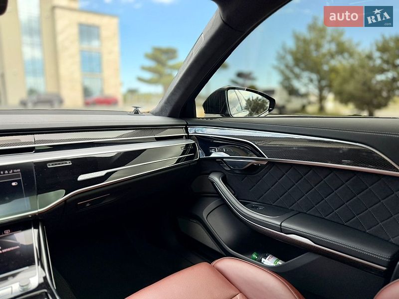 Седан Audi S8 2024 в Львове фото 81 Седан Audi S8 2024 в Львове