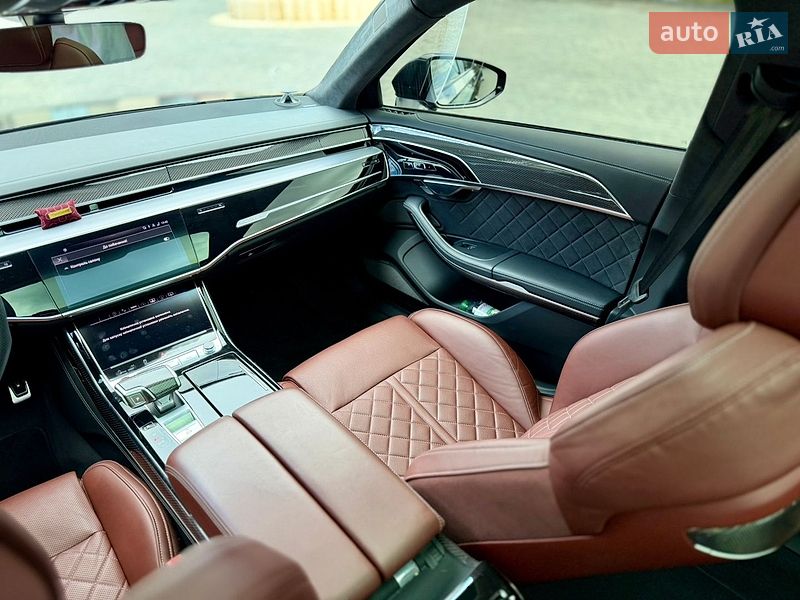 Седан Audi S8 2024 в Львове фото 80 Седан Audi S8 2024 в Львове