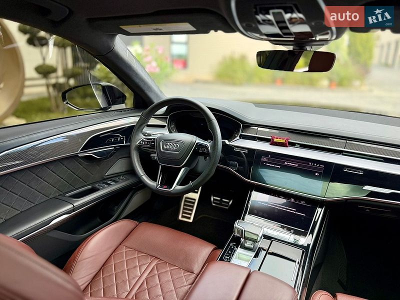 Седан Audi S8 2024 в Львове фото 83 Седан Audi S8 2024 в Львове