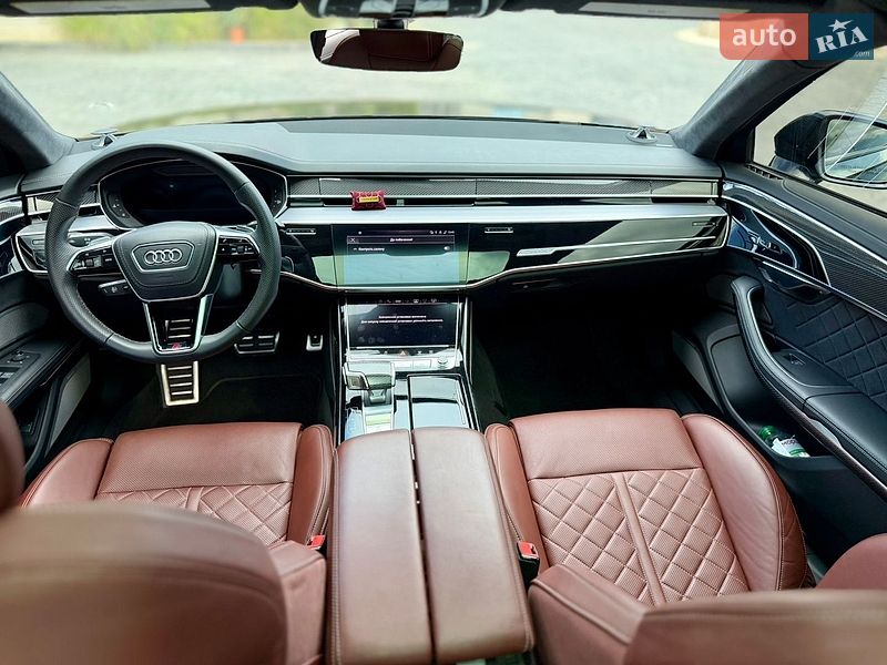 Седан Audi S8 2024 в Львове фото 84 Седан Audi S8 2024 в Львове
