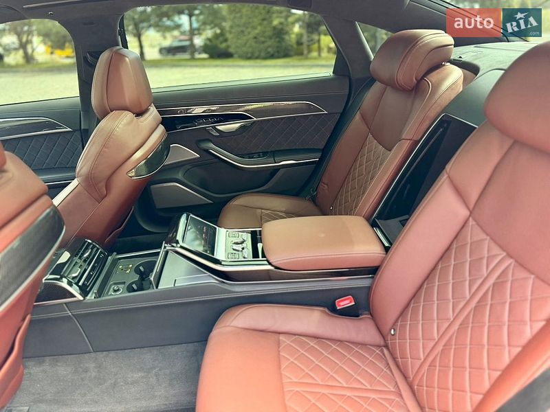 Седан Audi S8 2024 в Львове фото 86 Седан Audi S8 2024 в Львове