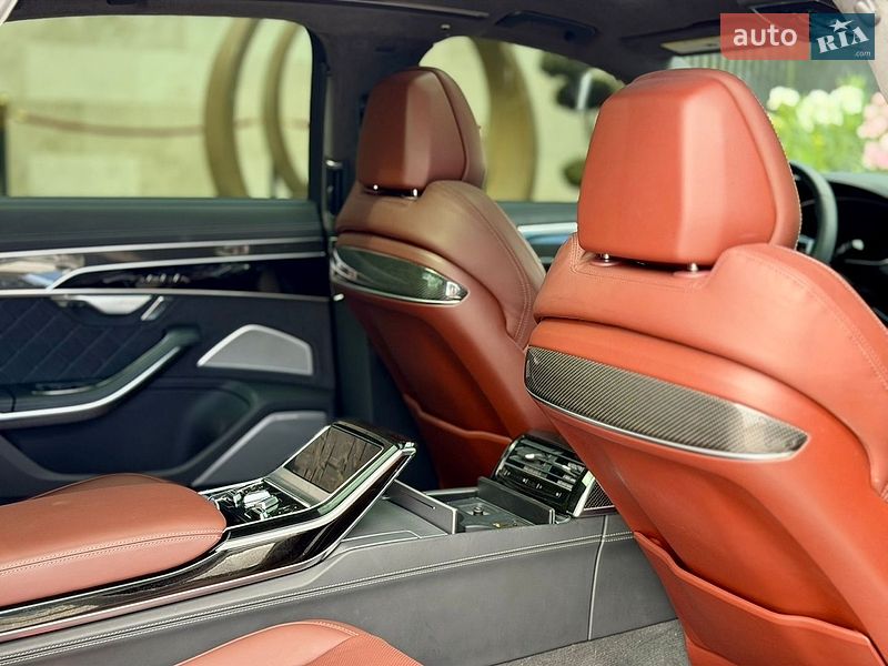 Седан Audi S8 2024 в Львове фото 89 Седан Audi S8 2024 в Львове