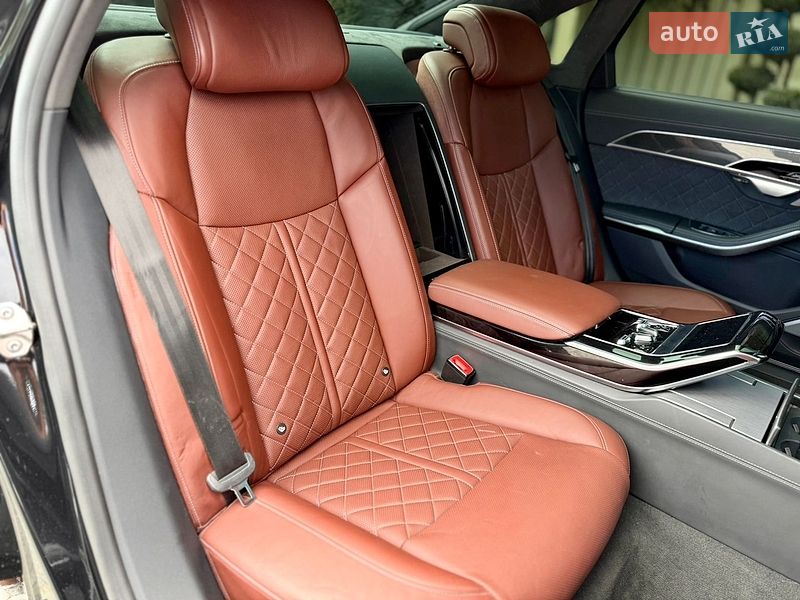 Седан Audi S8 2024 в Львове фото 91 Седан Audi S8 2024 в Львове
