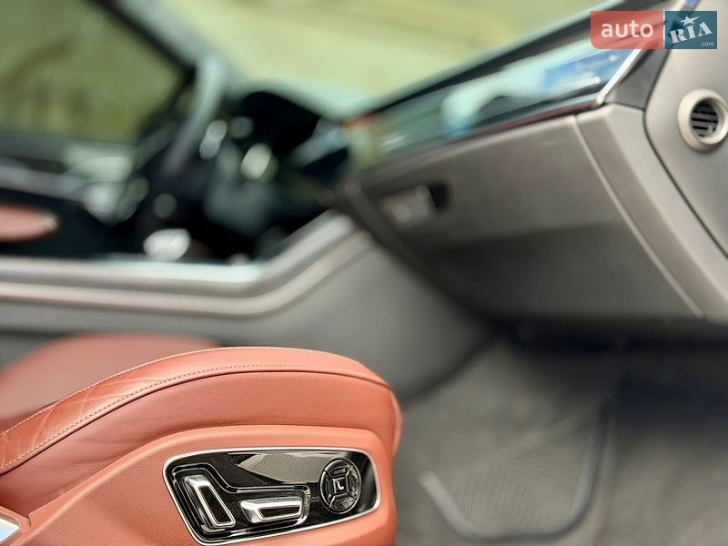 Седан Audi S8 2024 в Львове фото 105 Седан Audi S8 2024 в Львове