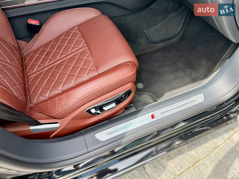 Седан Audi S8 2024 в Львове фото 106 Седан Audi S8 2024 в Львове