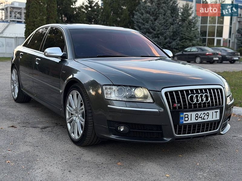 Audi S8 2007