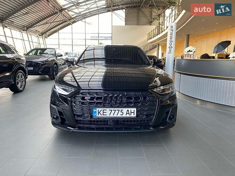 Седан Audi S8 2025 в Днепре фото 5 Седан Audi S8 2025 в Днепре