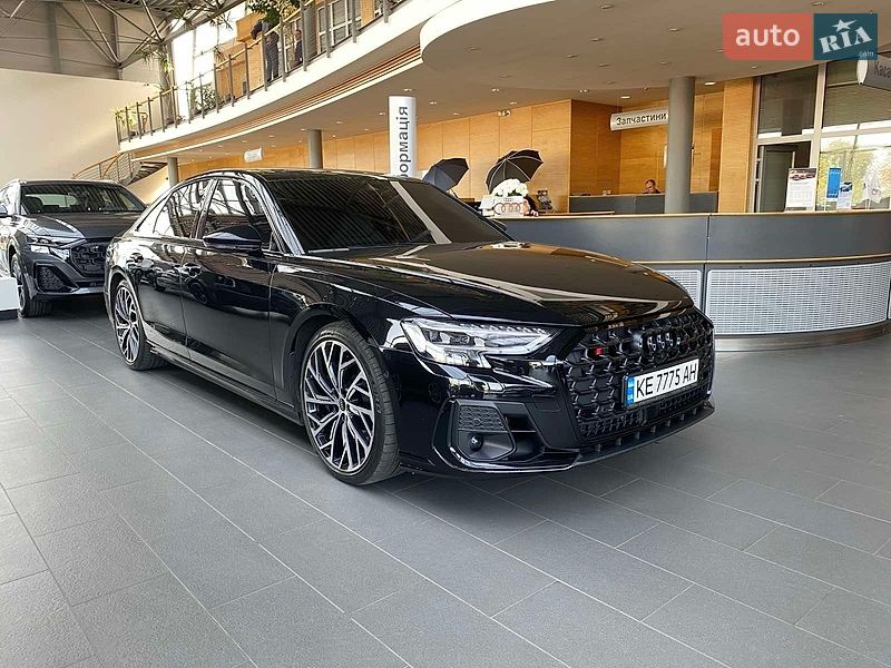 Седан Audi S8 2025 в Днепре фото 6 Седан Audi S8 2025 в Днепре
