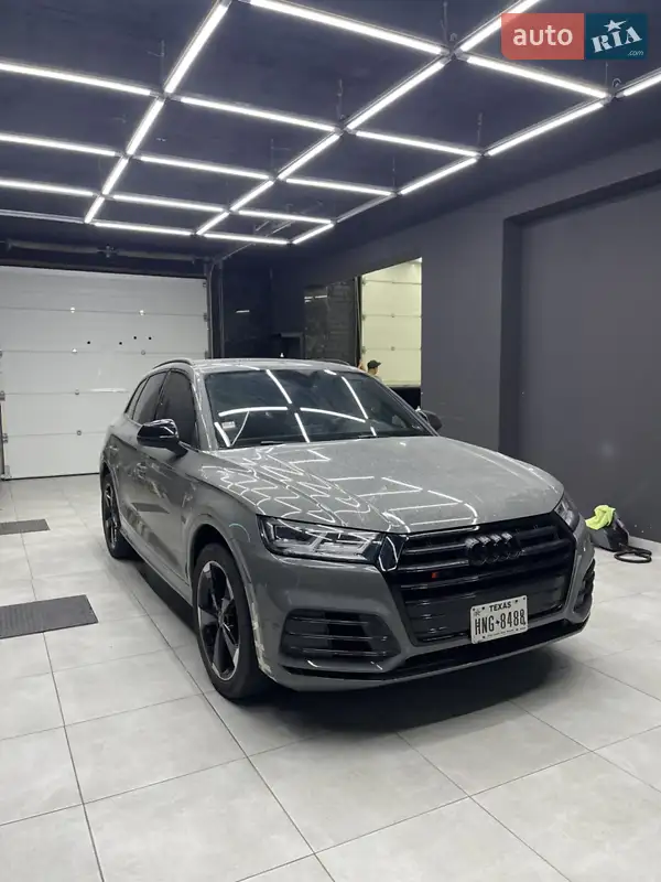 Audi SQ5 2019