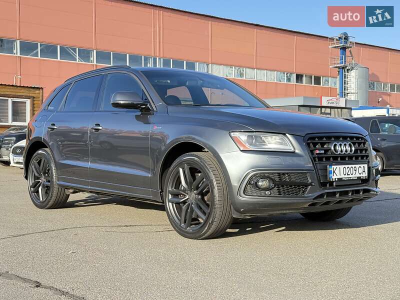Внедорожник / Кроссовер Audi SQ5 2015 в Киеве