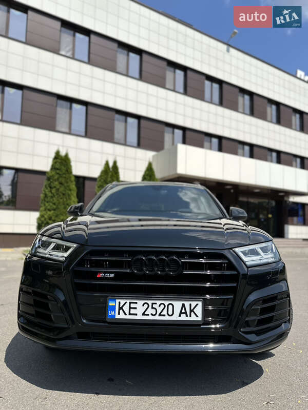 Позашляховик / Кросовер Audi SQ5 2018 в Дніпрі