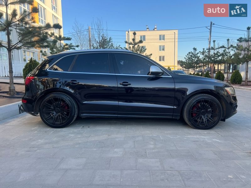 Внедорожник / Кроссовер Audi SQ5 2014 в Киеве