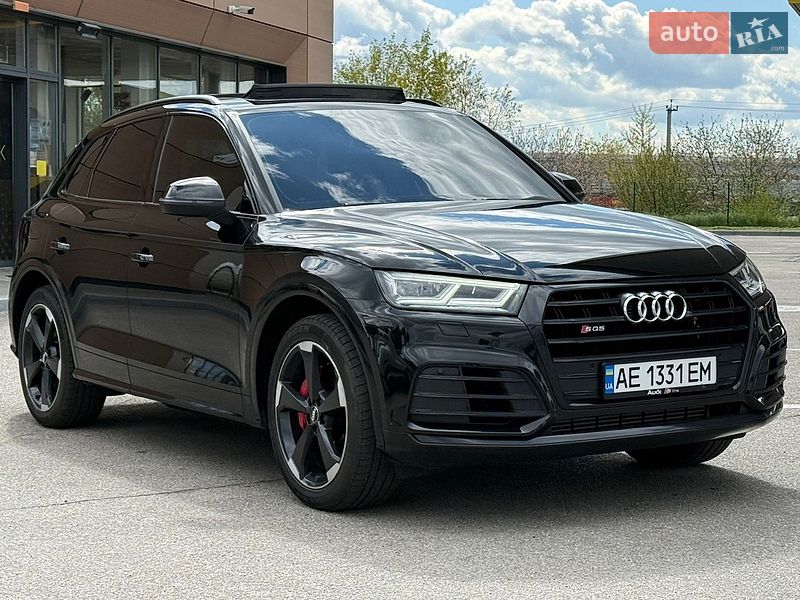 Внедорожник / Кроссовер Audi SQ5 2019 в Днепре