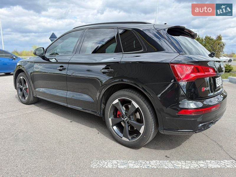 Внедорожник / Кроссовер Audi SQ5 2019 в Днепре