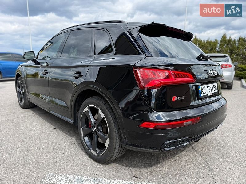 Внедорожник / Кроссовер Audi SQ5 2019 в Днепре