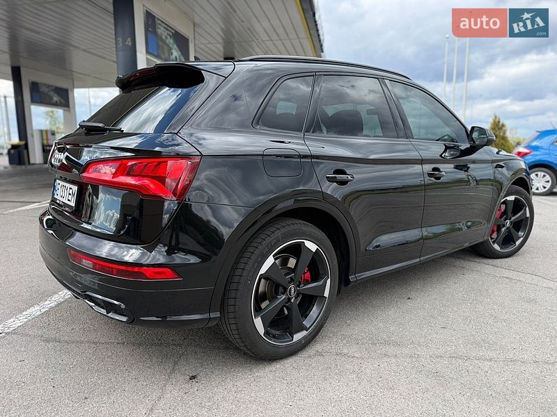 Внедорожник / Кроссовер Audi SQ5 2019 в Днепре