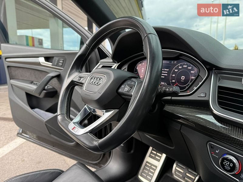 Внедорожник / Кроссовер Audi SQ5 2019 в Днепре