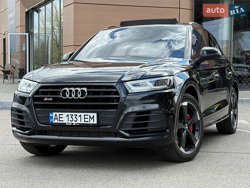 Внедорожник / Кроссовер Audi SQ5 2019 в Днепре