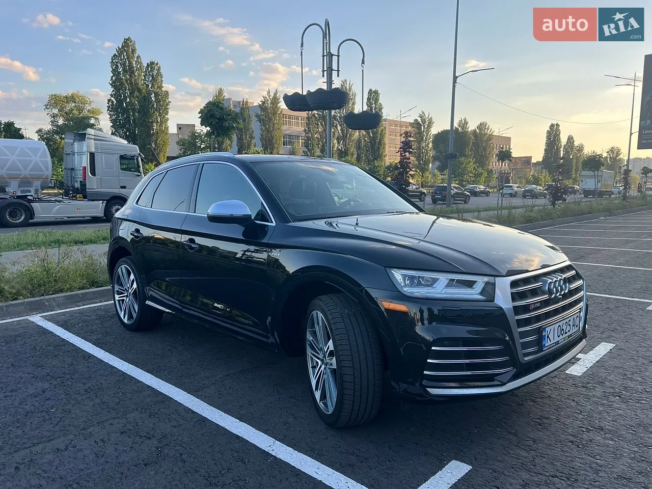 2018 Audi SQ5 - мініатюра 2