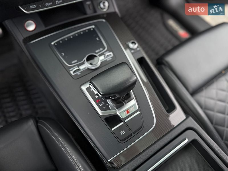 Позашляховик / Кросовер Audi SQ5 2018 в Львові