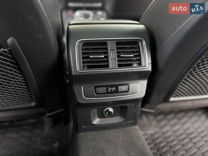 Позашляховик / Кросовер Audi SQ5 2018 в Львові