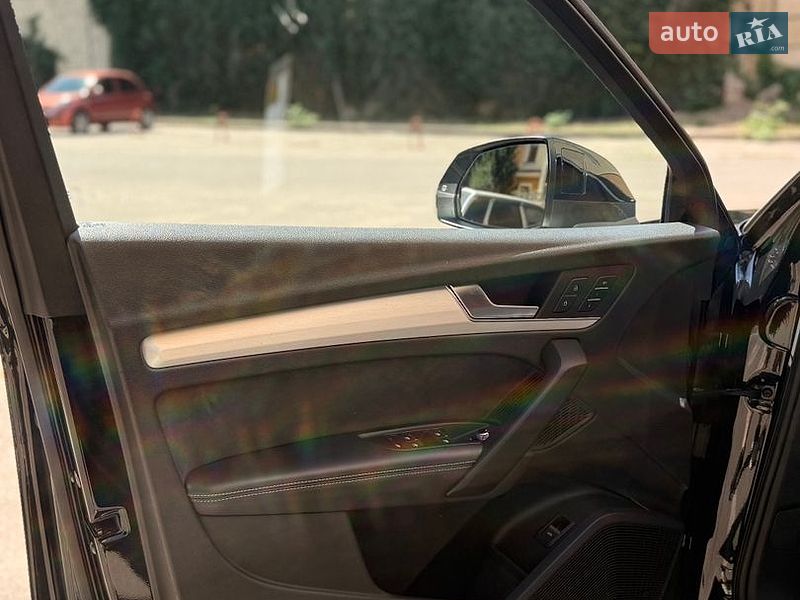 Позашляховик / Кросовер Audi SQ5 2018 в Одесі