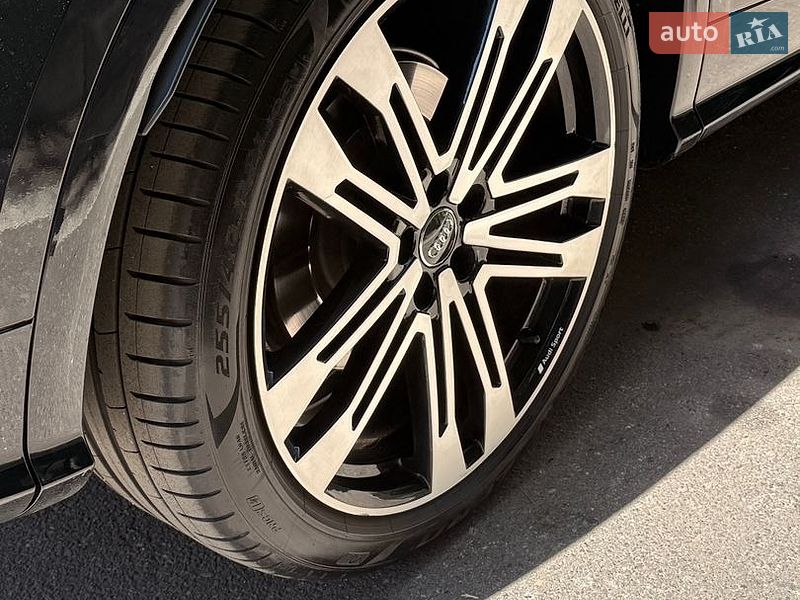 Позашляховик / Кросовер Audi SQ5 2018 в Одесі
