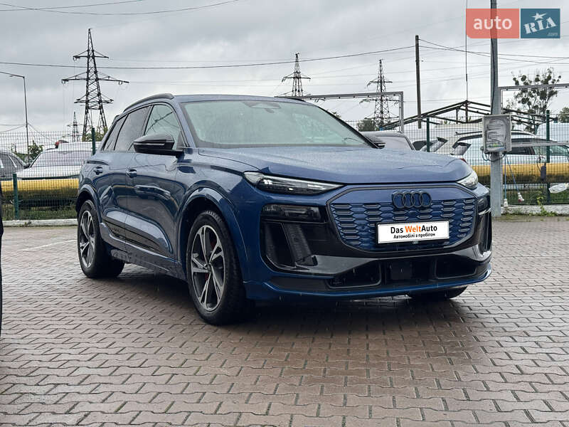 Audi SQ6 e-tron