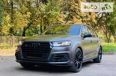 Audi SQ7 V8 TDI BATMOBILE 2017