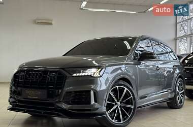 Audi SQ7  2020