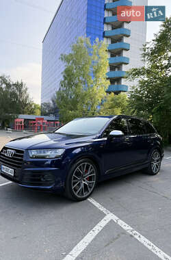 Audi SQ7  2018