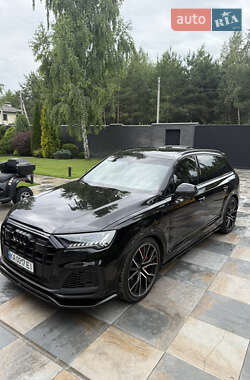 Audi SQ7  2020