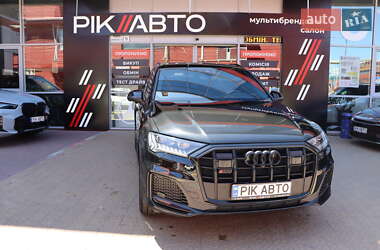 Audi SQ7  2023