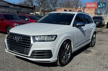 Audi SQ7  2017