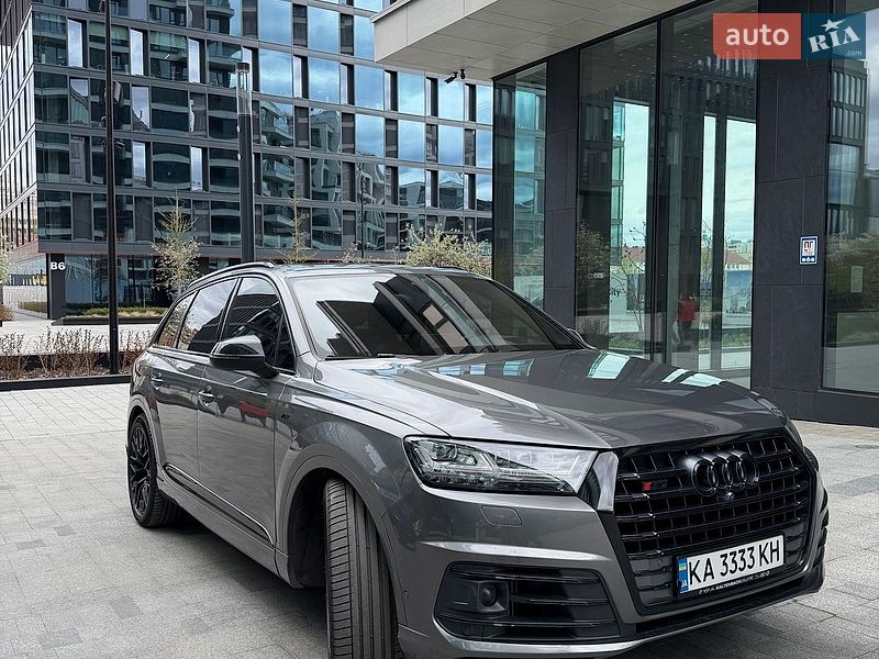 Внедорожник / Кроссовер Audi SQ7 2017 в Киеве