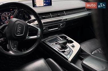 Внедорожник / Кроссовер Audi SQ7 2017 в Киеве