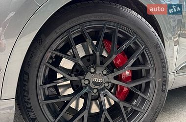 Внедорожник / Кроссовер Audi SQ7 2017 в Киеве
