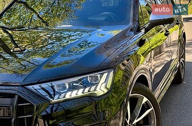 Audi SQ7 2023
