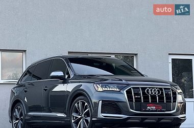 Audi SQ7  2020