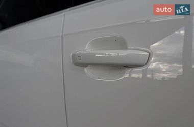 Внедорожник / Кроссовер Audi SQ7 2017 в Киеве фото 22 Внедорожник / Кроссовер Audi SQ7 2017 в Киеве