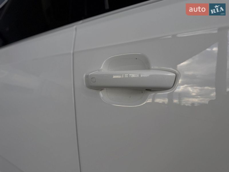 Внедорожник / Кроссовер Audi SQ7 2017 в Киеве фото 22 Внедорожник / Кроссовер Audi SQ7 2017 в Киеве